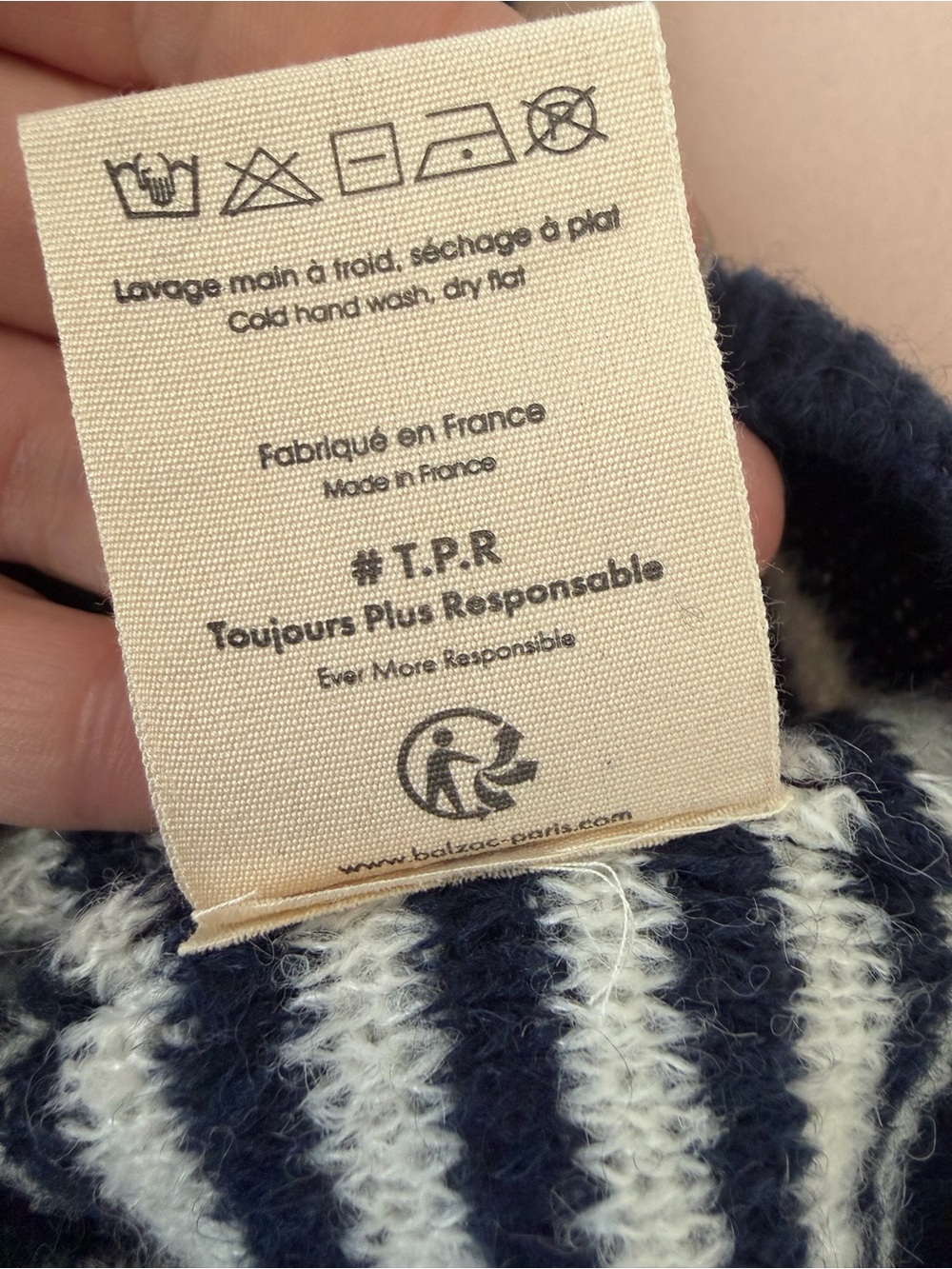 A1-22 Balzac Paris Sweater Vest Size M PULL BLASON RAYURES BLEU ET BLANC - Picture 10 of 10
